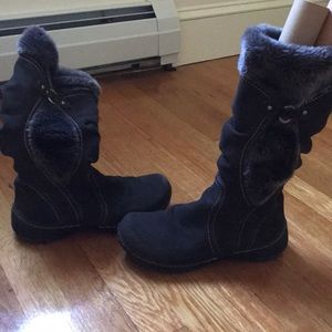 Fur lined Bare Traps boots.